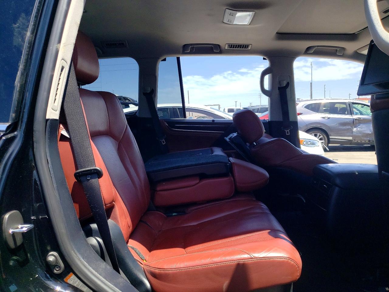 2018 LEXUS LX570