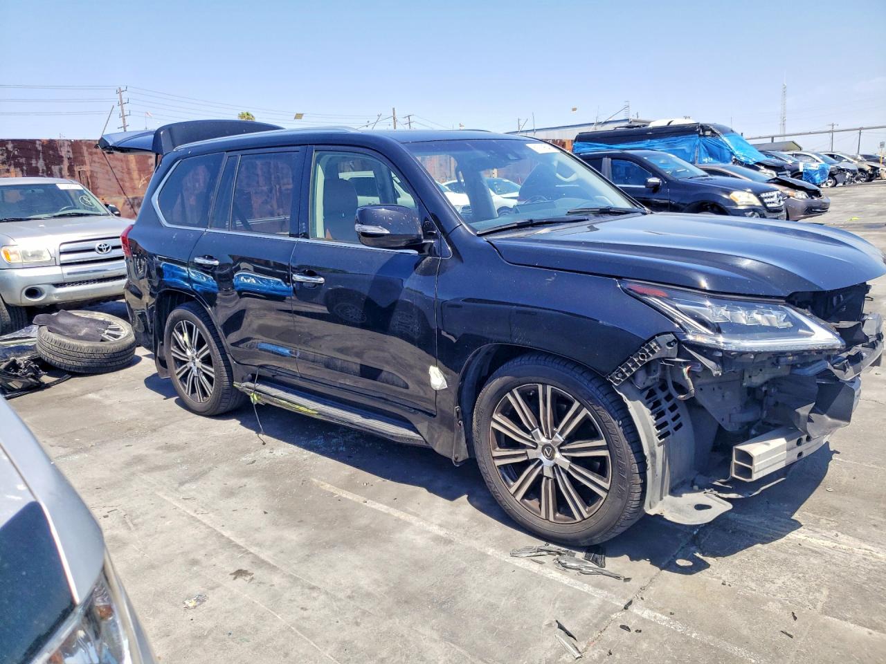 2018 LEXUS LX570