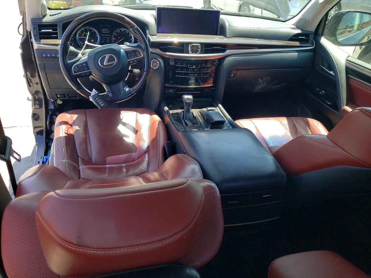2018 LEXUS LX570