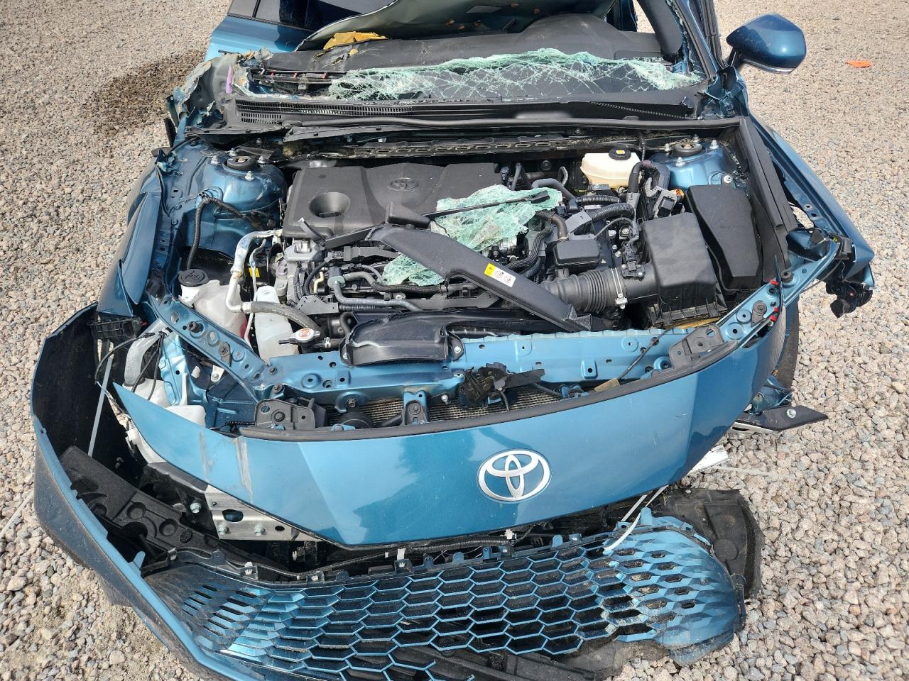 2025 TOYOTA CAMRY