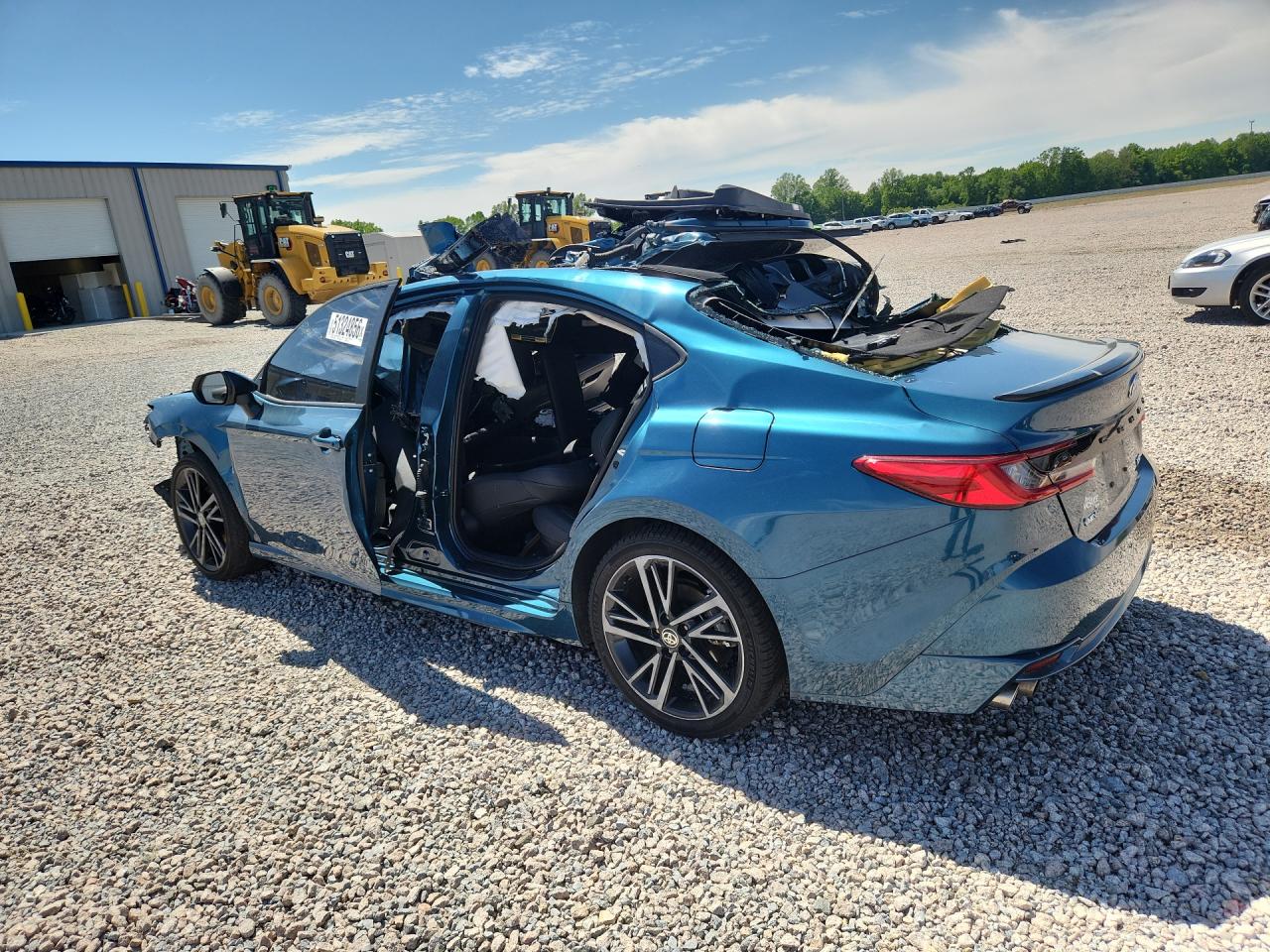 2025 TOYOTA CAMRY