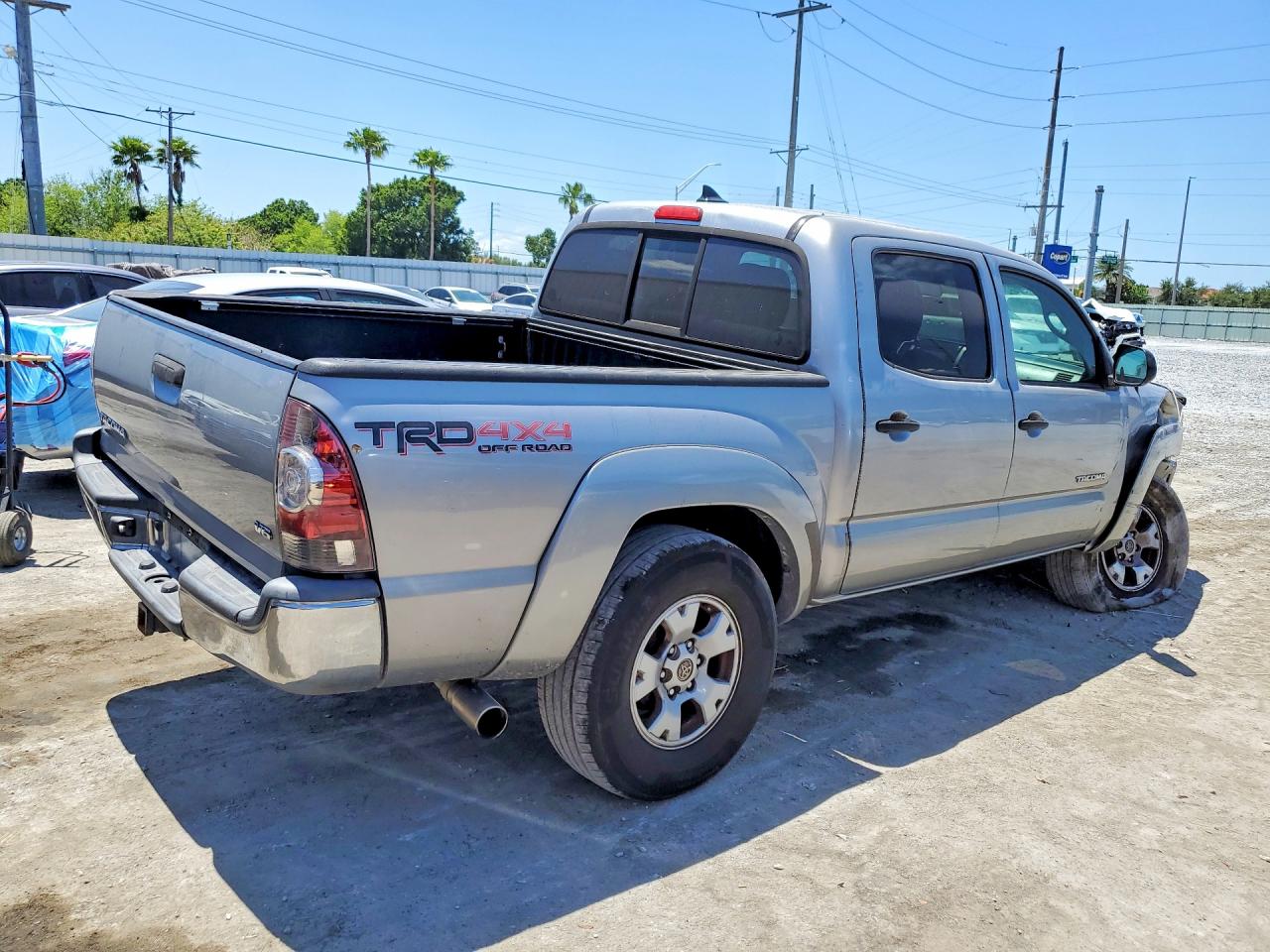 2015 TOYOTA TACOMA