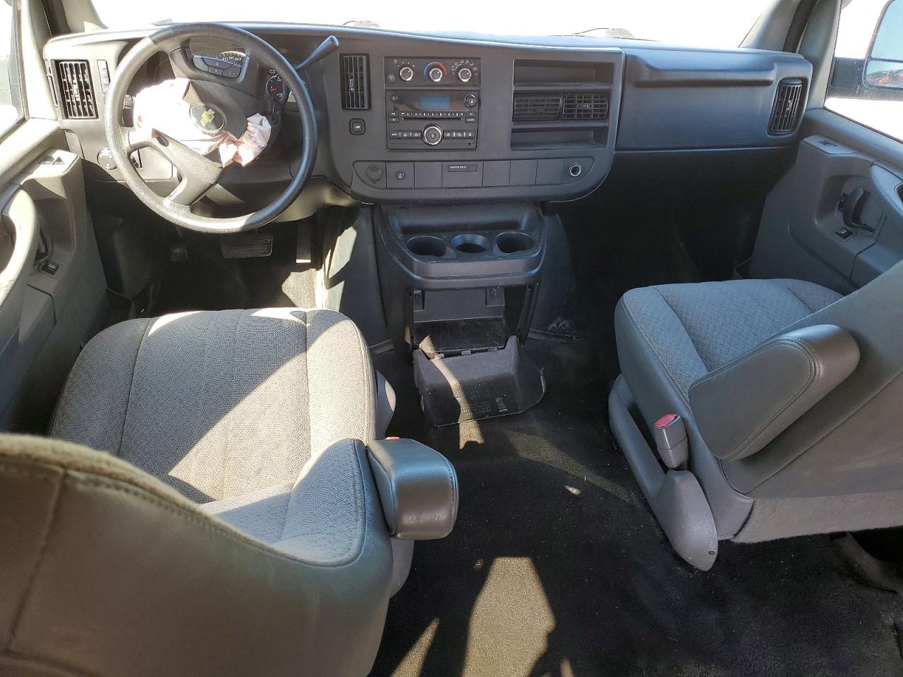 2014 CHEVROLET EXPRESS