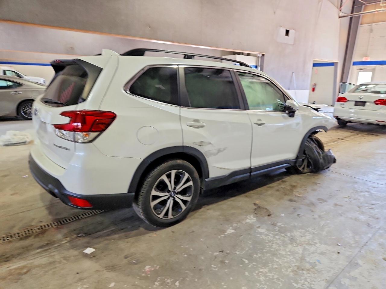 2019 SUBARU FORESTER