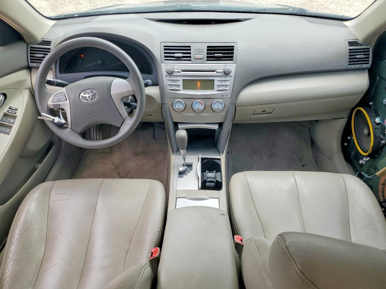 2011 TOYOTA CAMRY