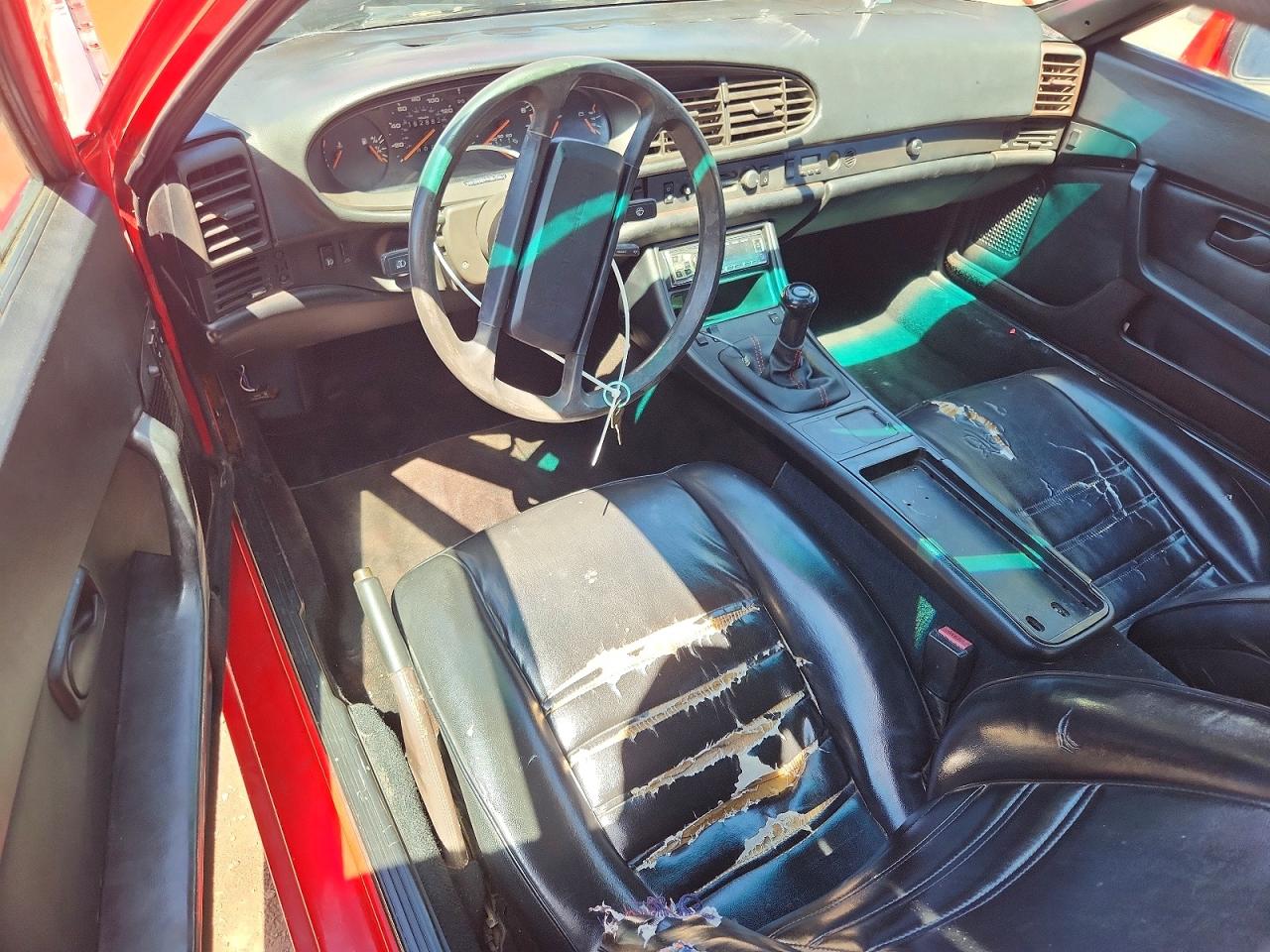 1986 PORSCHE 944