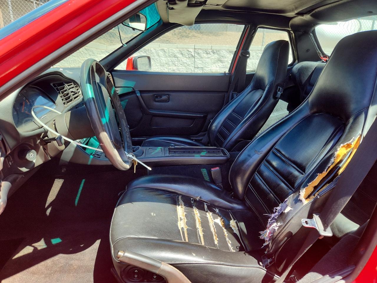 1986 PORSCHE 944