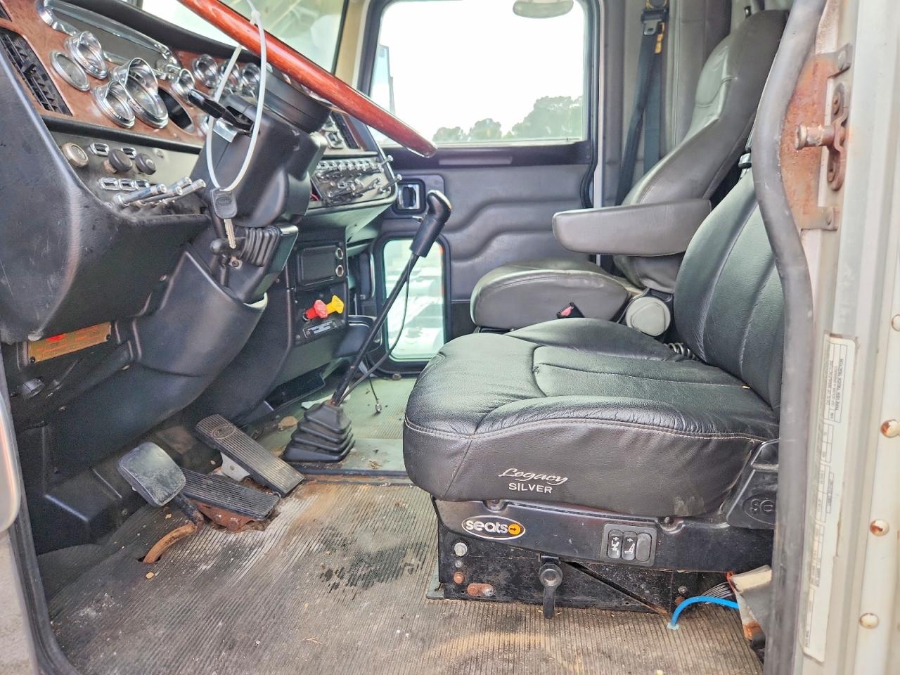 2006 PETERBILT ALL OTHER