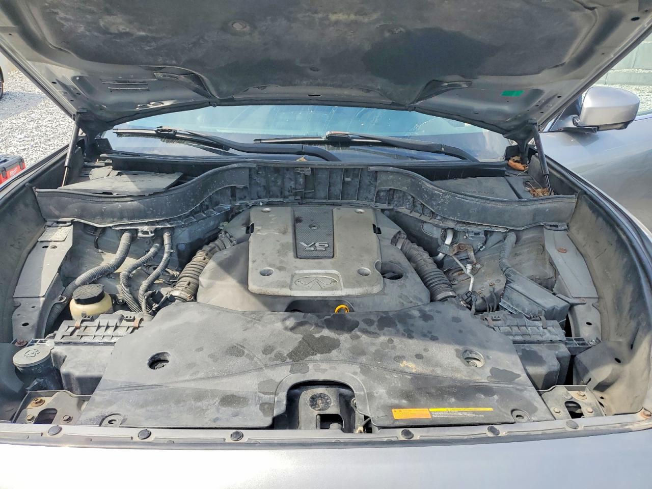 2010 INFINITI FX35