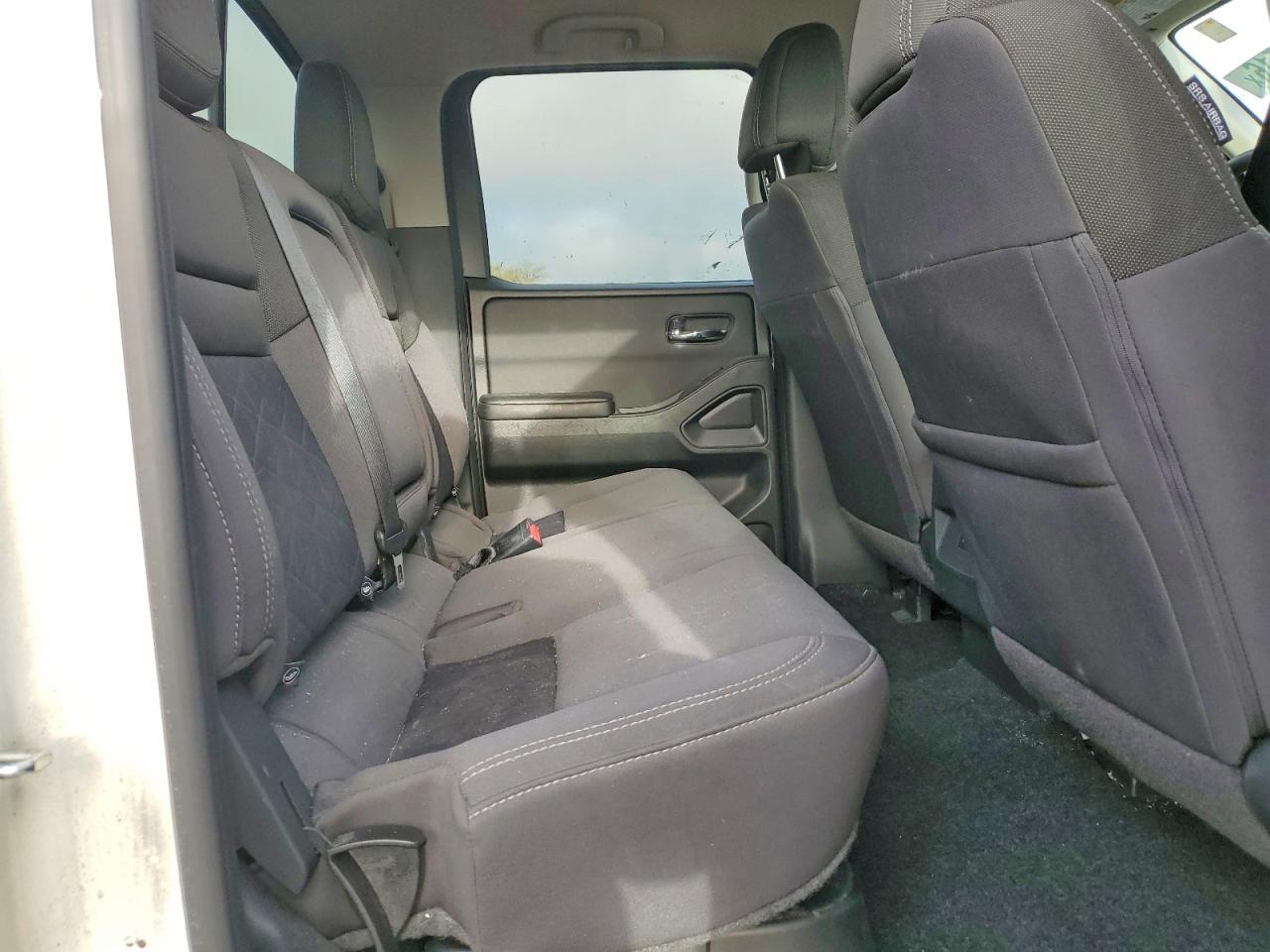 2025 NISSAN FRONTIER