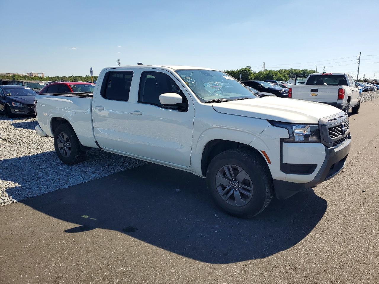 2025 NISSAN FRONTIER