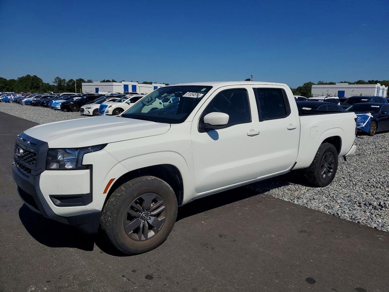 2025 NISSAN FRONTIER