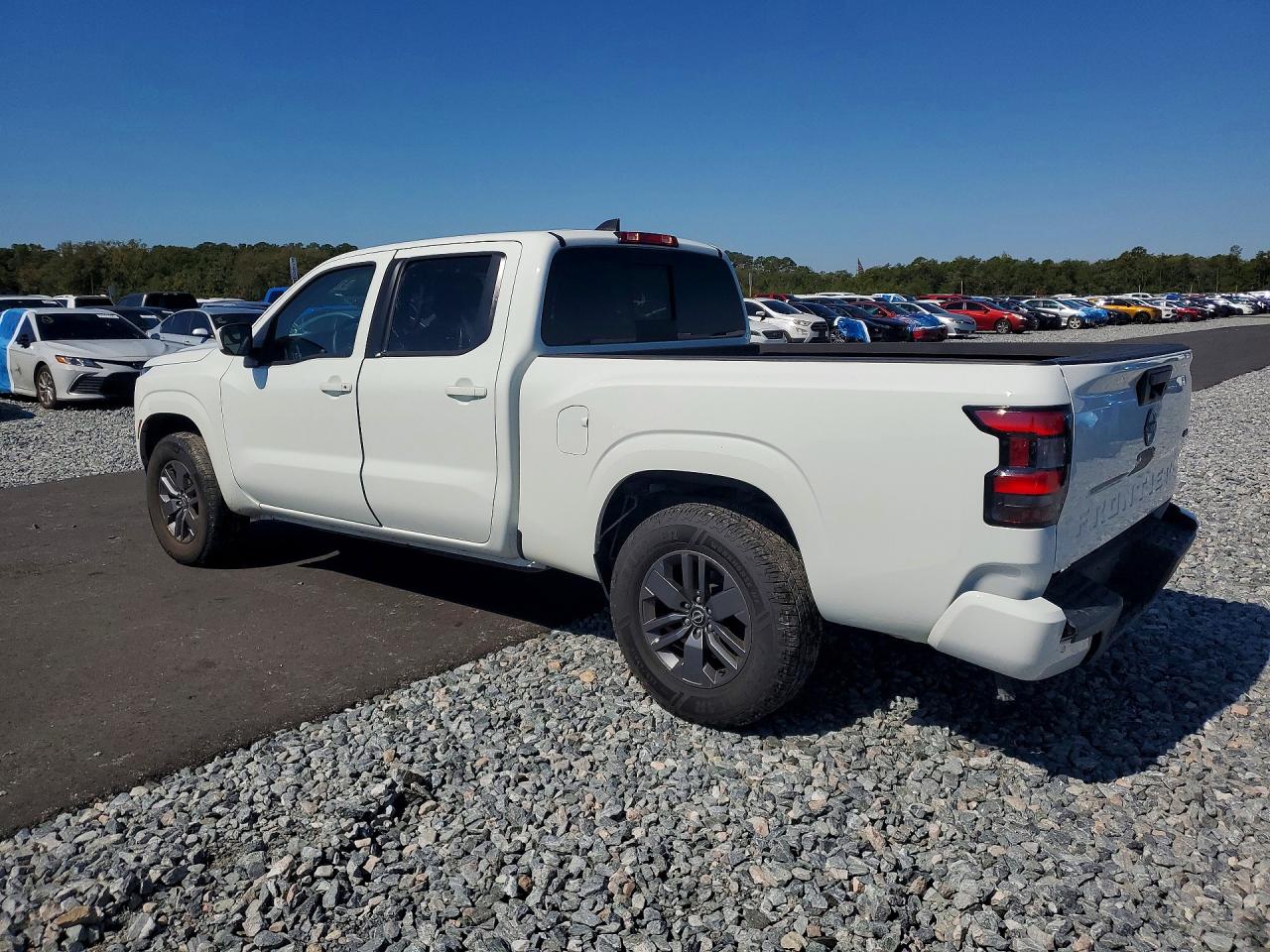 2025 NISSAN FRONTIER