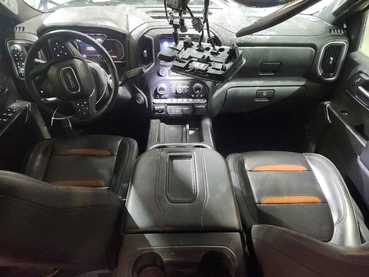 2020 GMC SIERRA