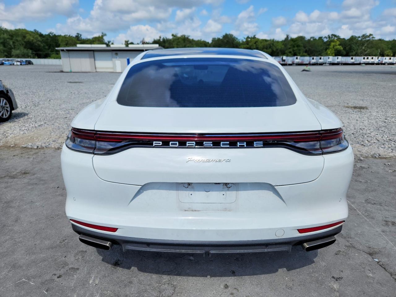 2021 PORSCHE PANAMERA