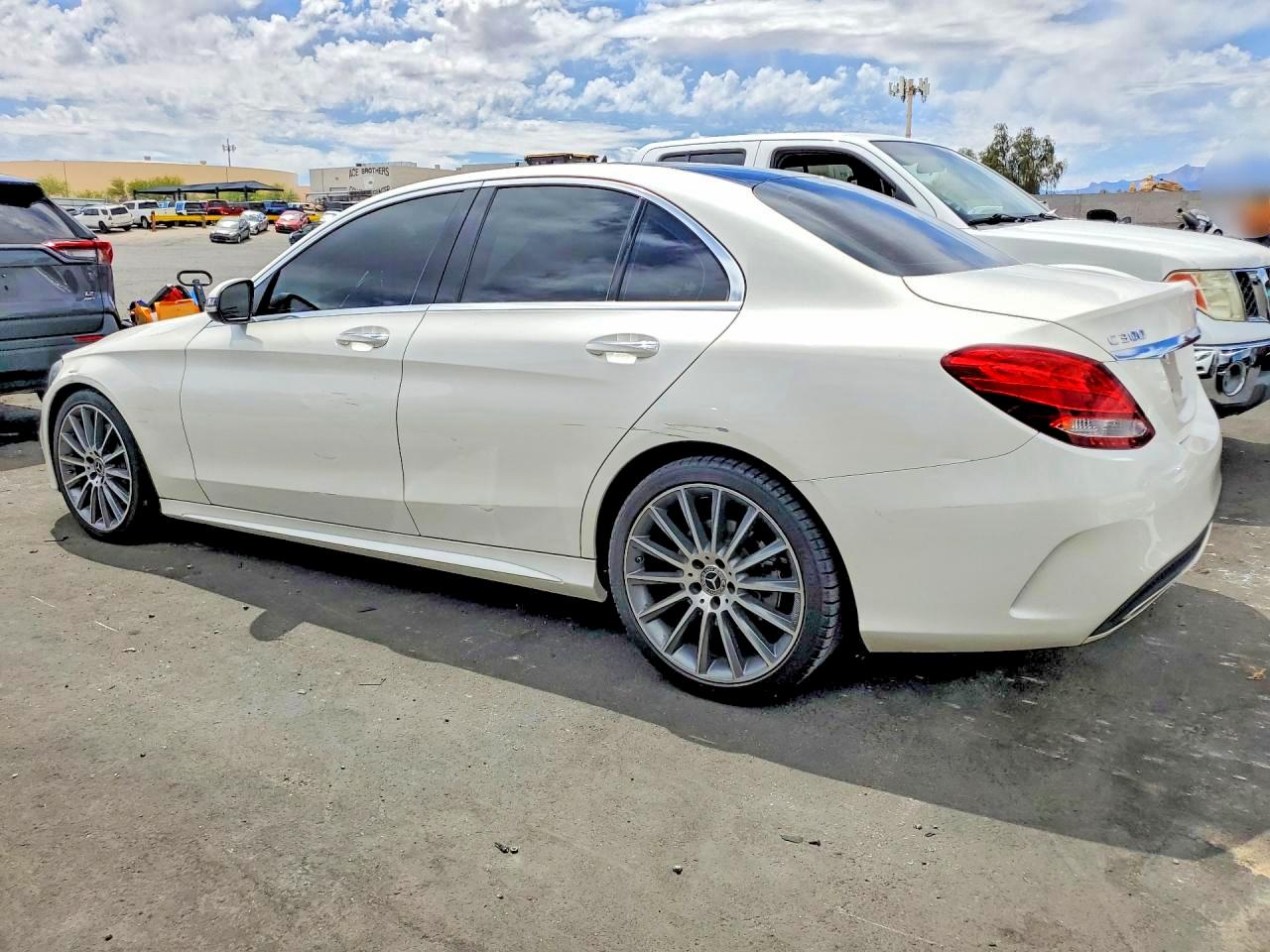 2017 MERCEDES-BENZ C-CLASS