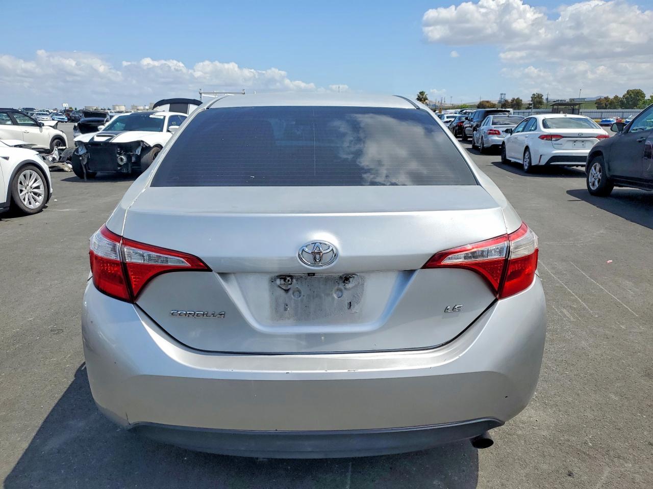 2016 TOYOTA COROLLA
