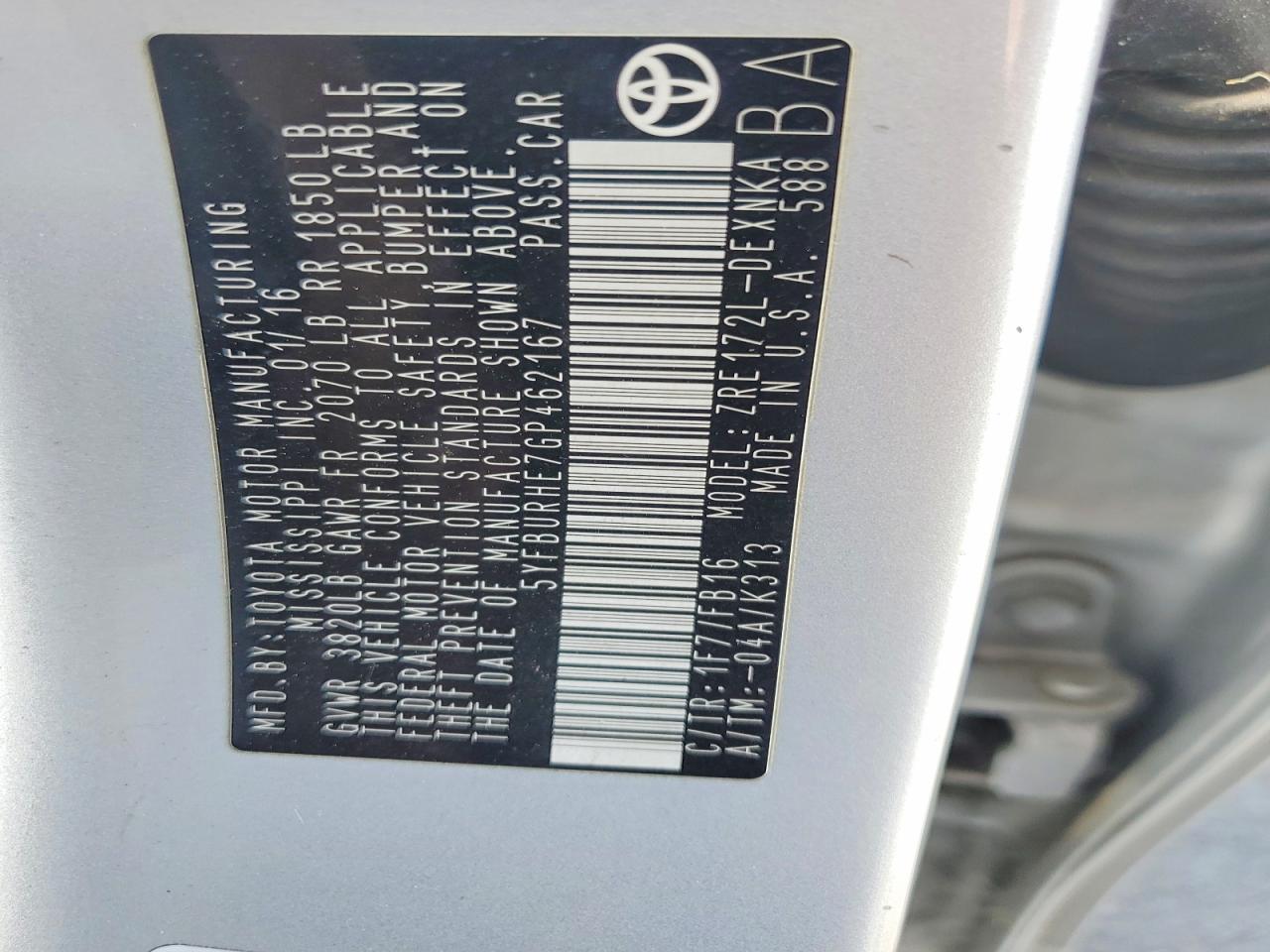 2016 TOYOTA COROLLA