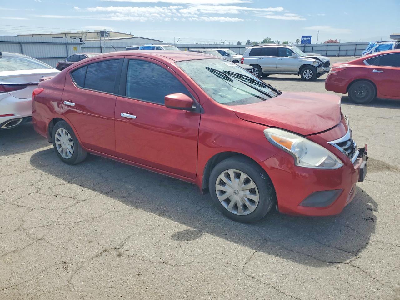 2015 NISSAN VERSA