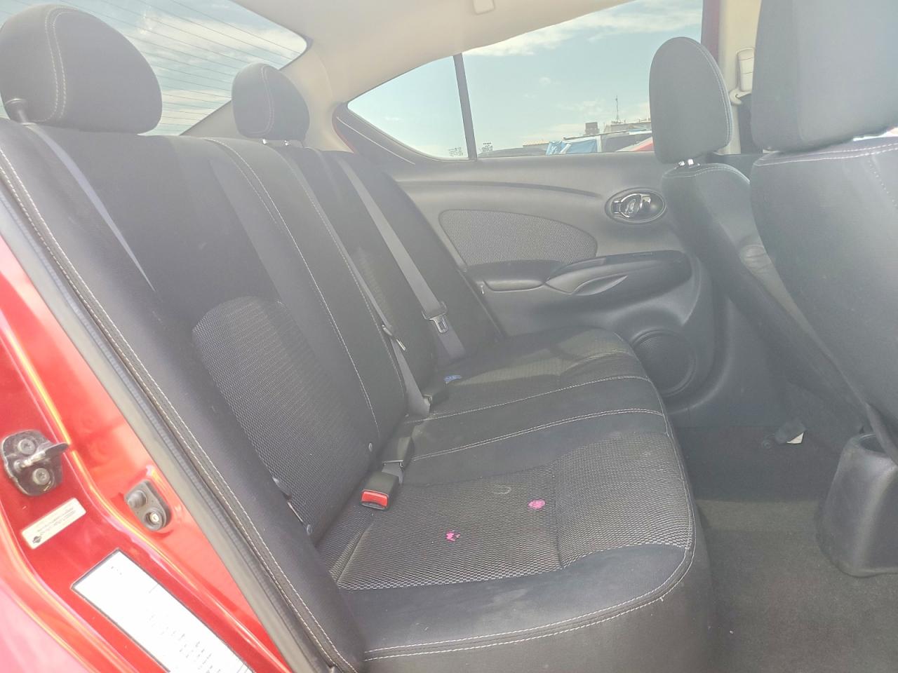 2015 NISSAN VERSA