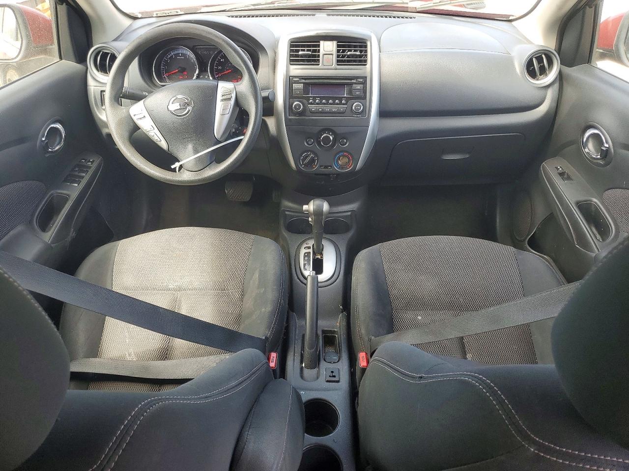 2015 NISSAN VERSA