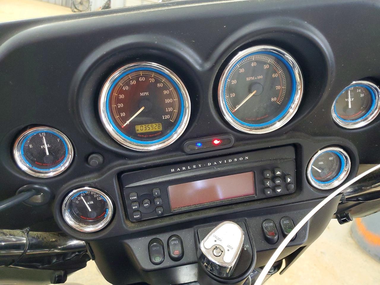 2008 HARLEY DAVIDSON FL
