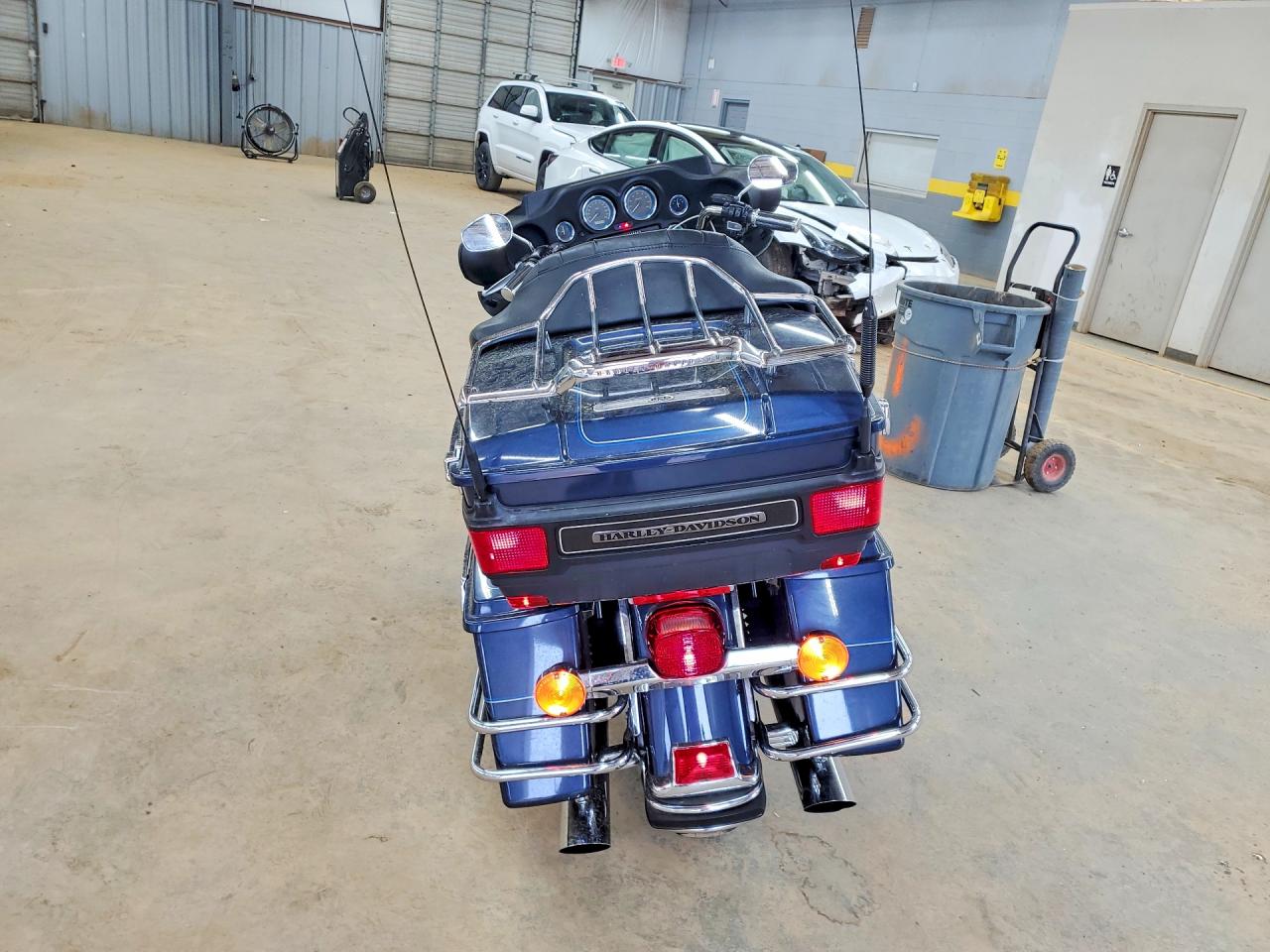 2008 HARLEY DAVIDSON FL