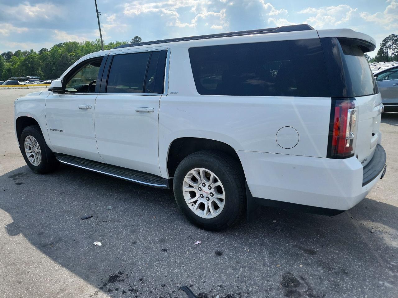 2019 GMC YUKON
