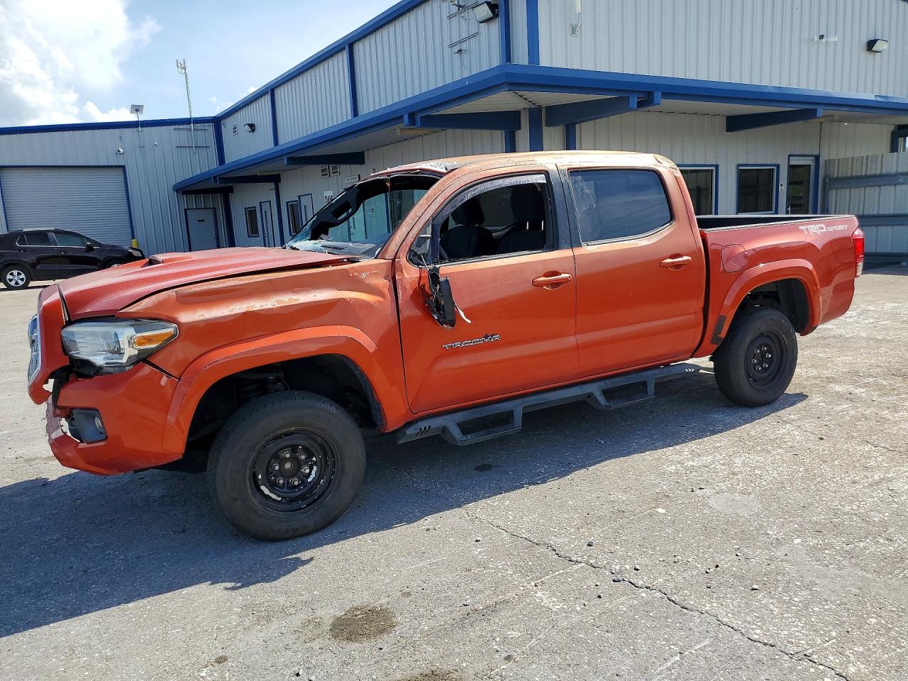 2017 TOYOTA TACOMA
