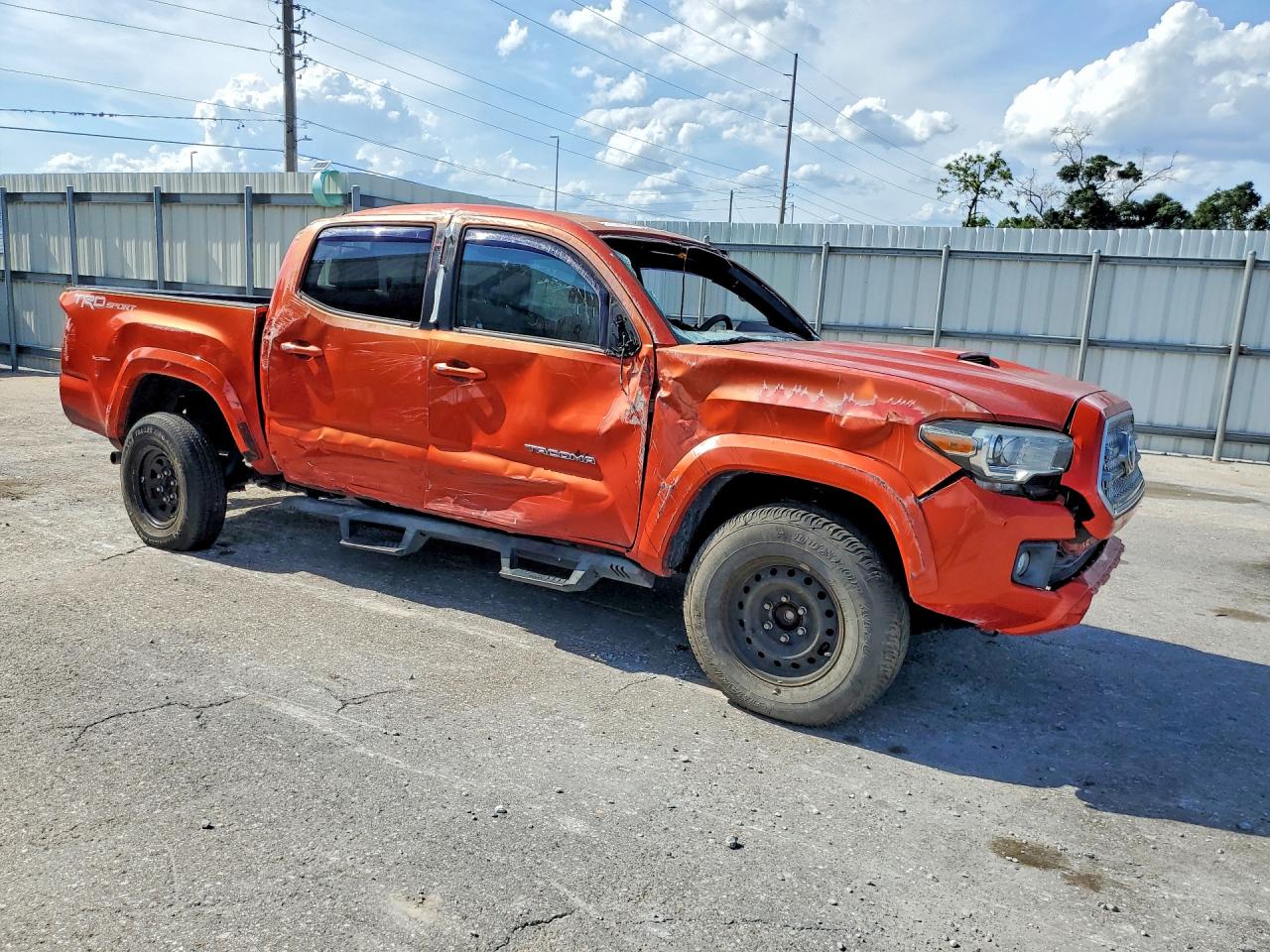 2017 TOYOTA TACOMA