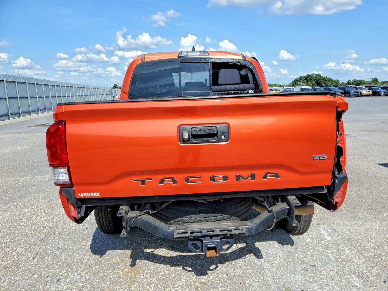 2017 TOYOTA TACOMA