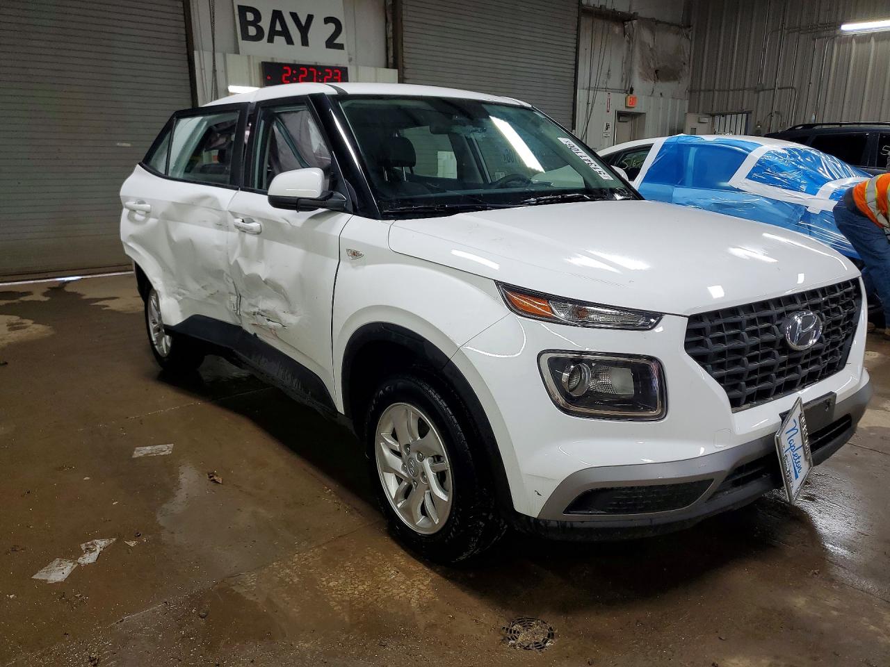 2025 HYUNDAI VENUE