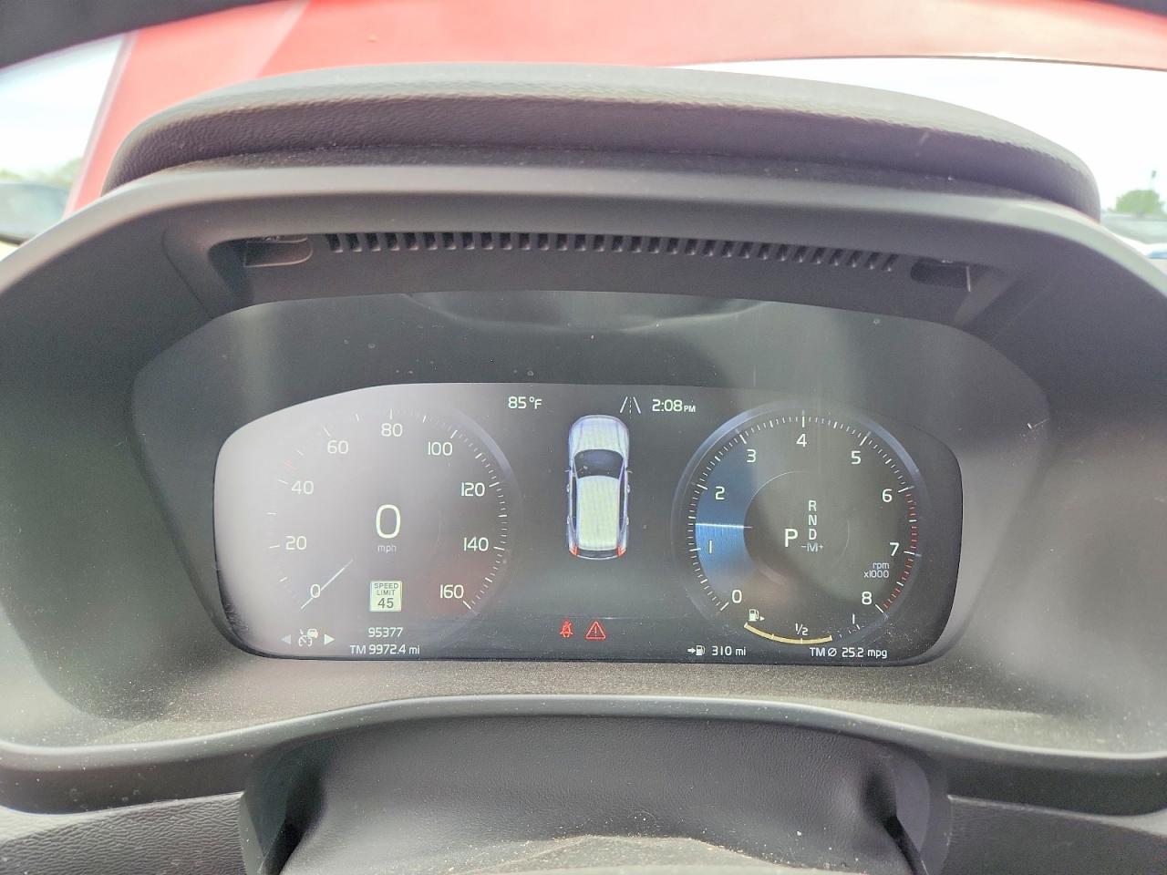 2019 VOLVO XC40