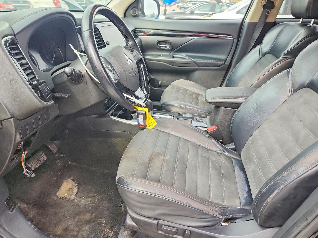 2019 MITSUBISHI OUTLANDER