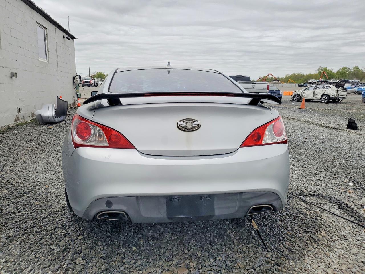 2012 HYUNDAI GENESIS