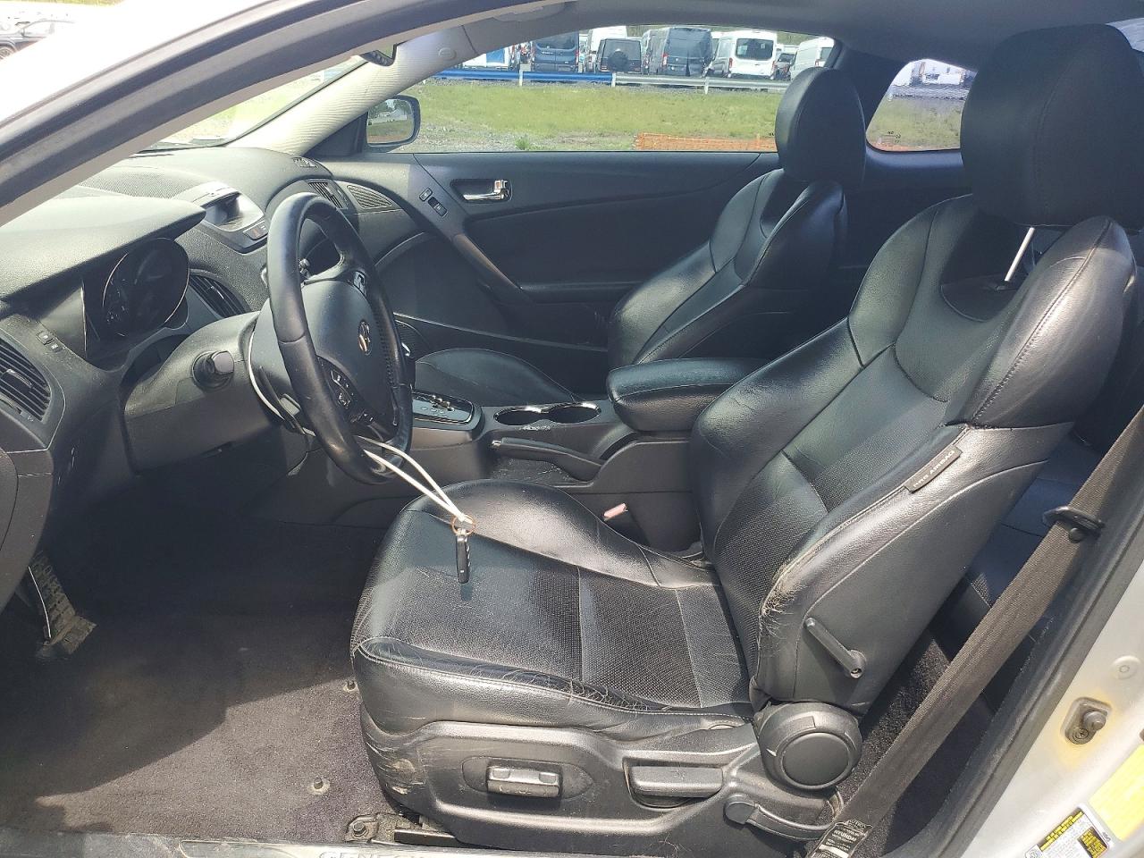 2012 HYUNDAI GENESIS