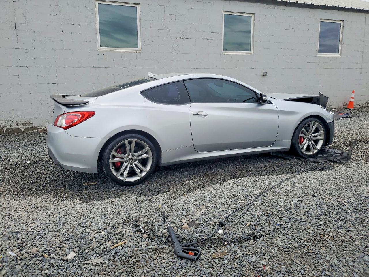 2012 HYUNDAI GENESIS