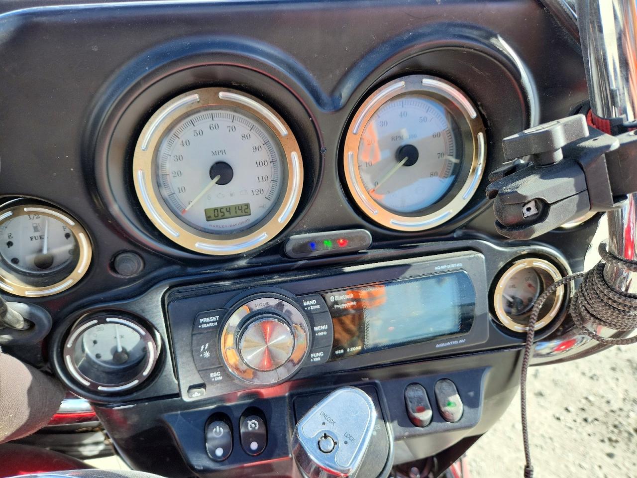 2013 HARLEY-DAVIDSON FL