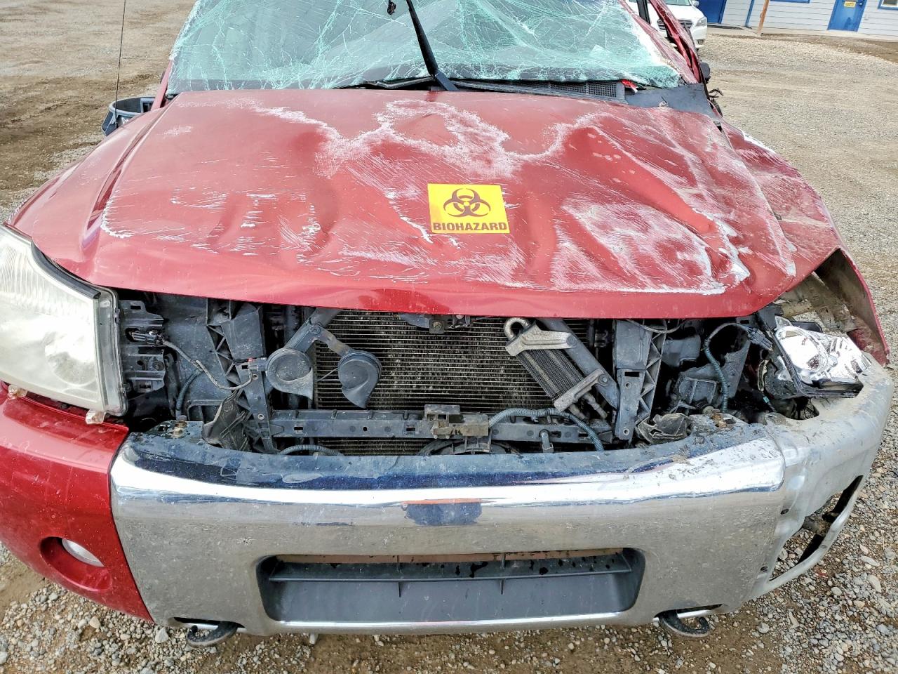 2004 NISSAN TITAN