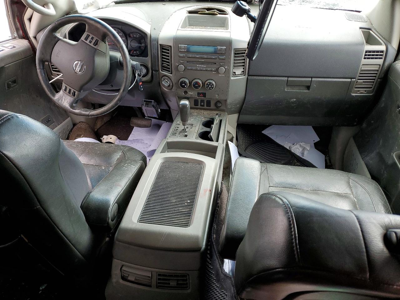 2004 NISSAN TITAN