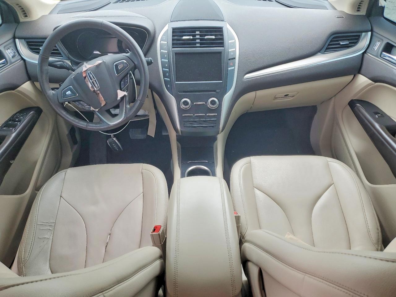 2017 LINCOLN MKZ