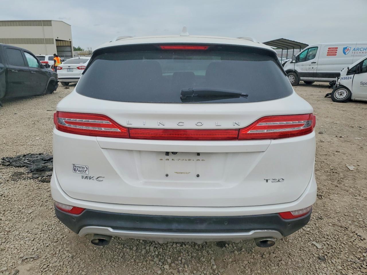 2017 LINCOLN MKZ