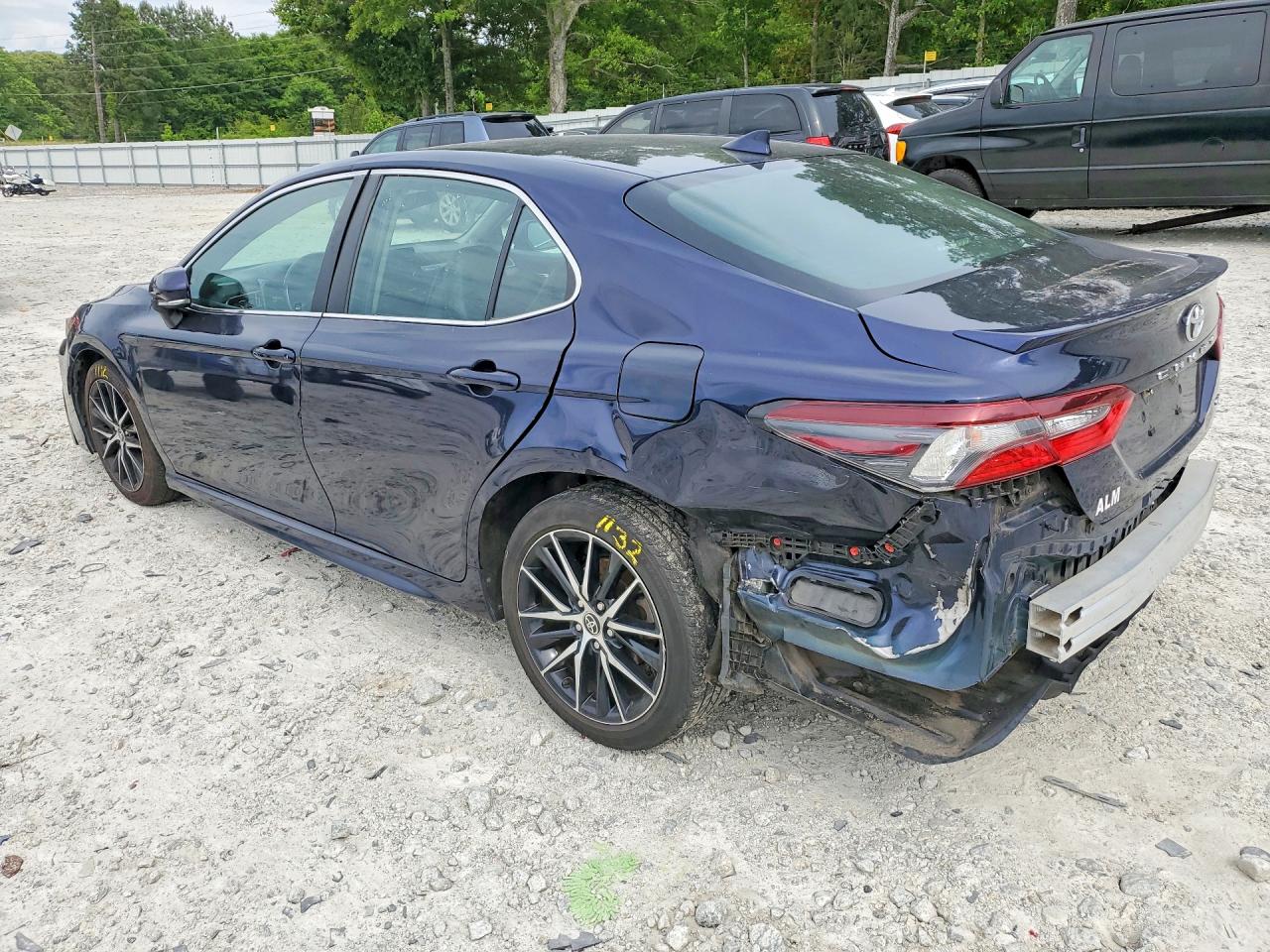 2022 TOYOTA CAMRY