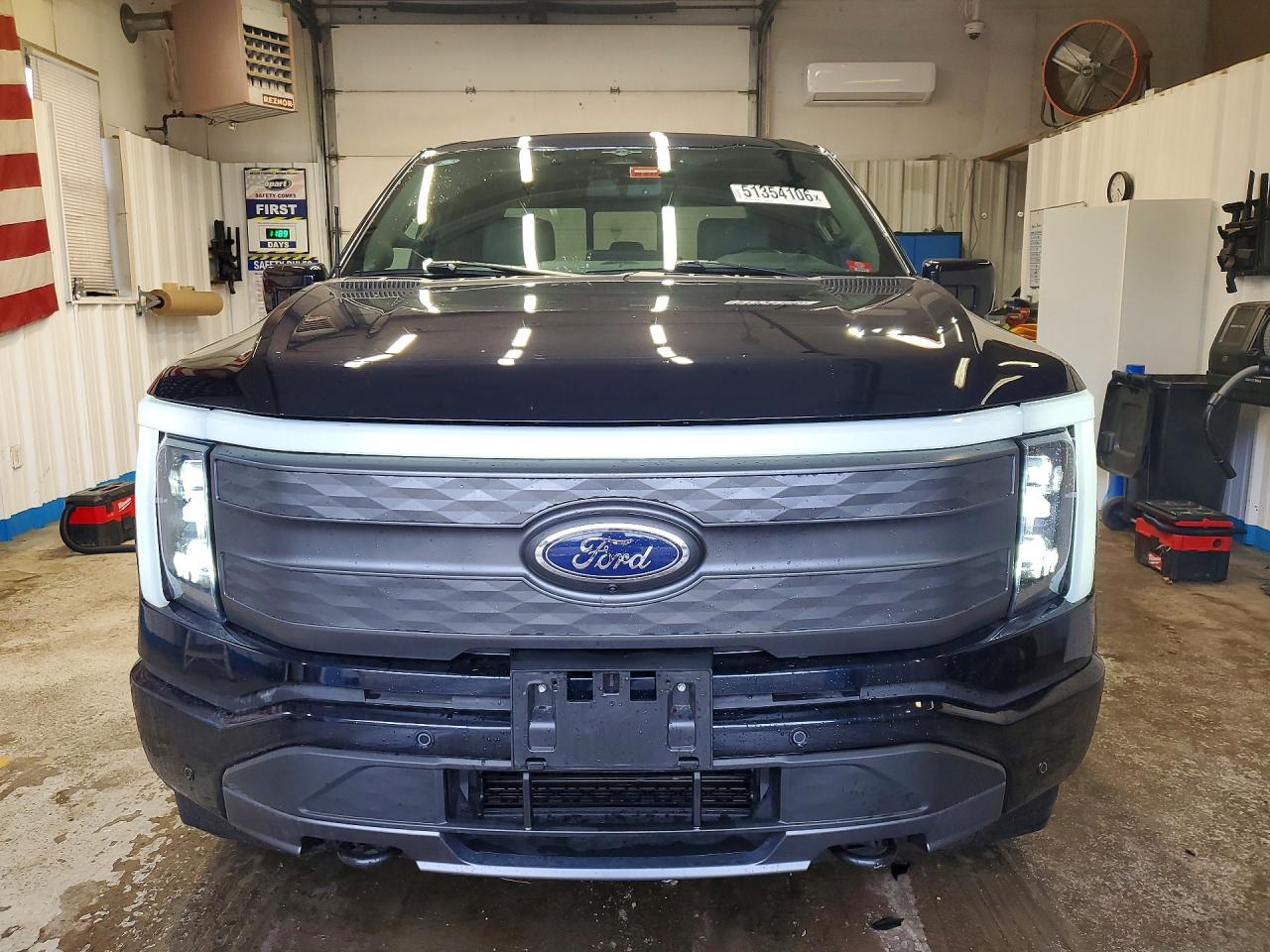 2023 FORD F150