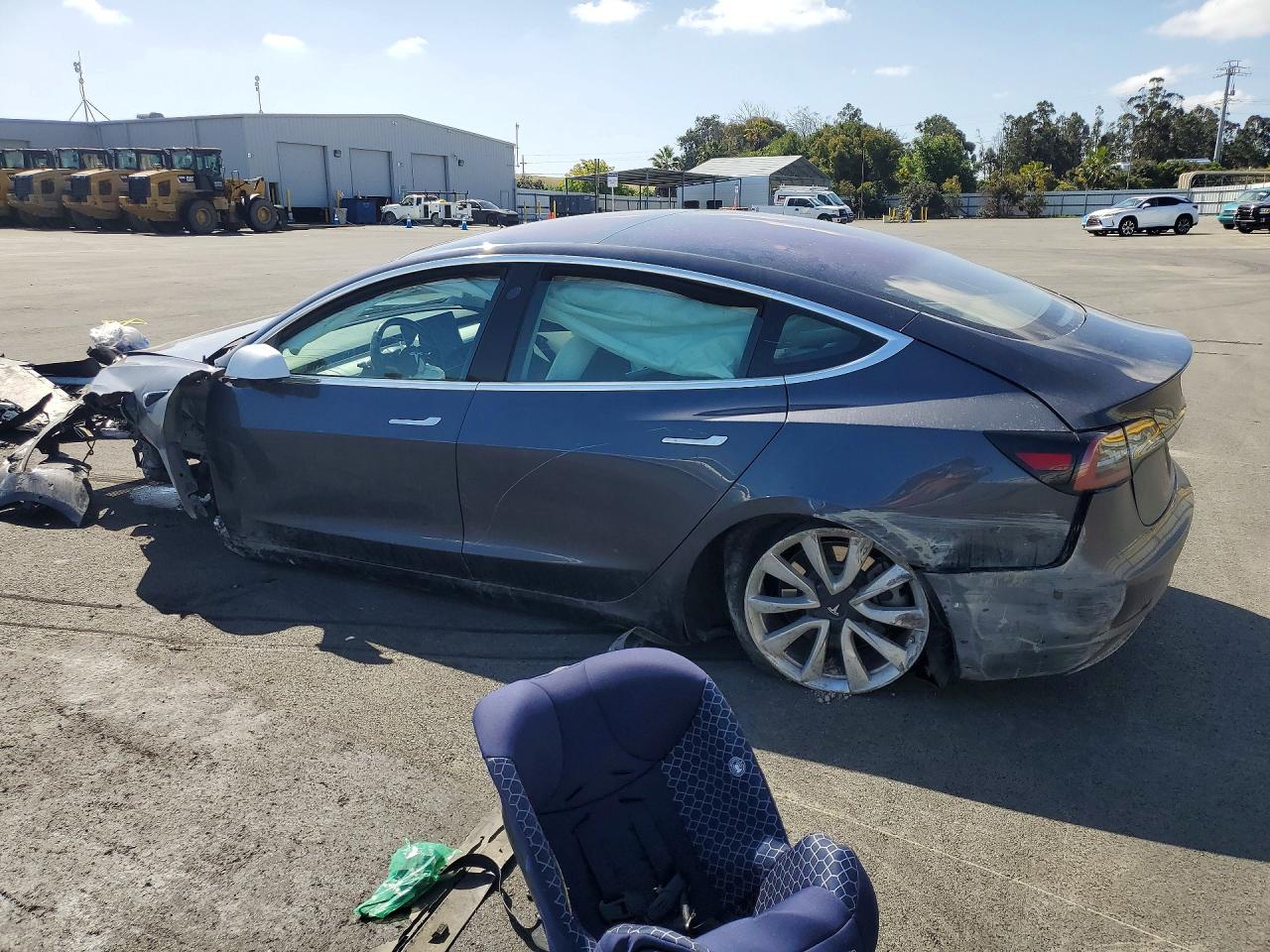 2018 TESLA MODEL 3