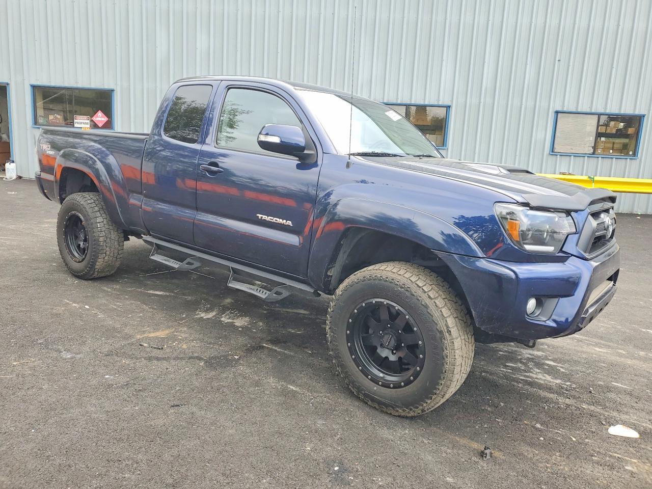 2012 TOYOTA TACOMA