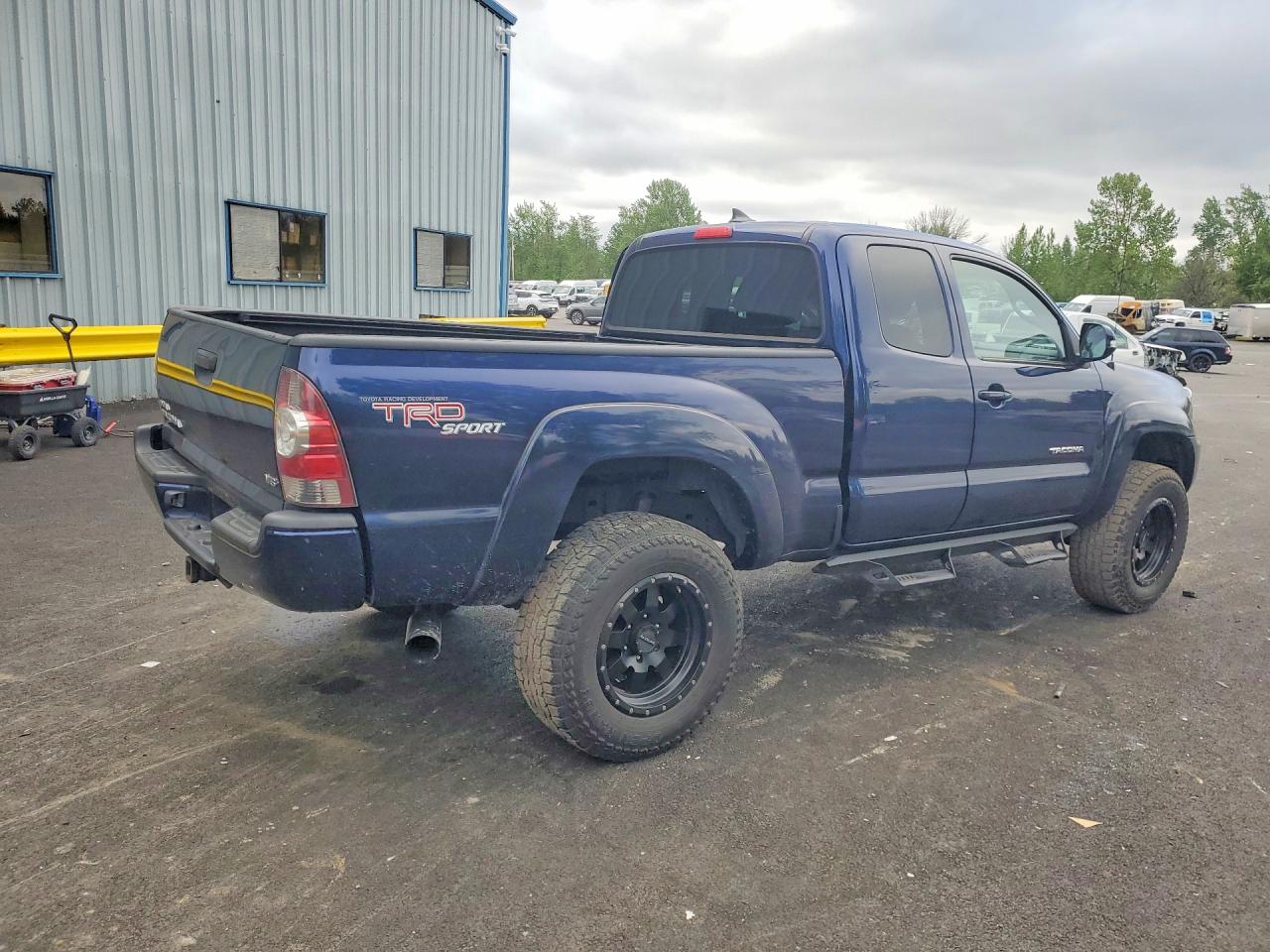 2012 TOYOTA TACOMA