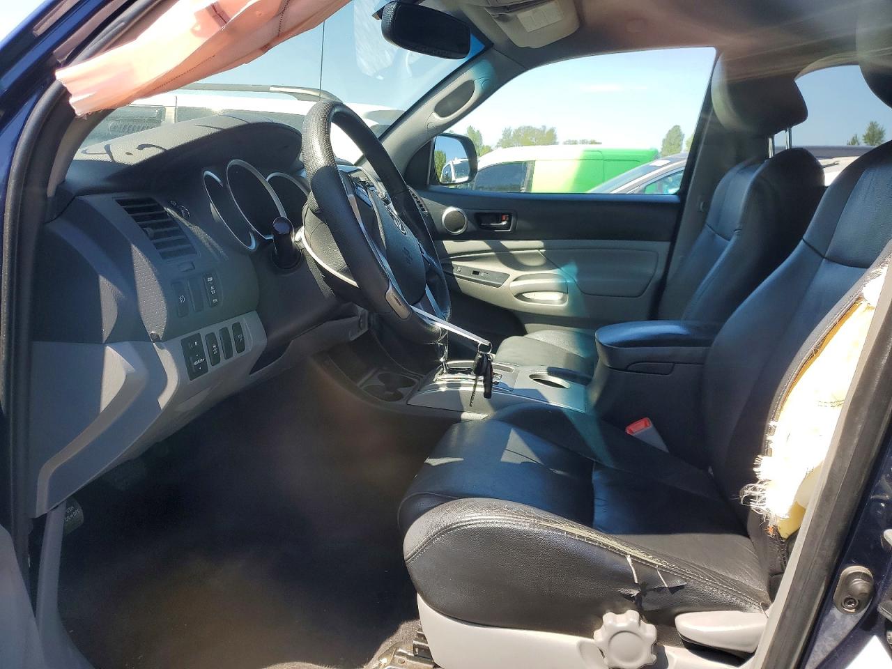 2012 TOYOTA TACOMA