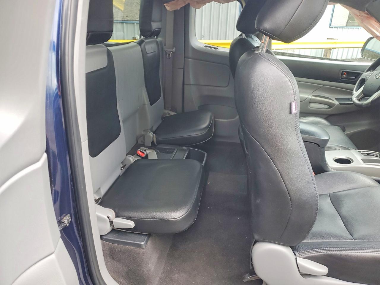 2012 TOYOTA TACOMA