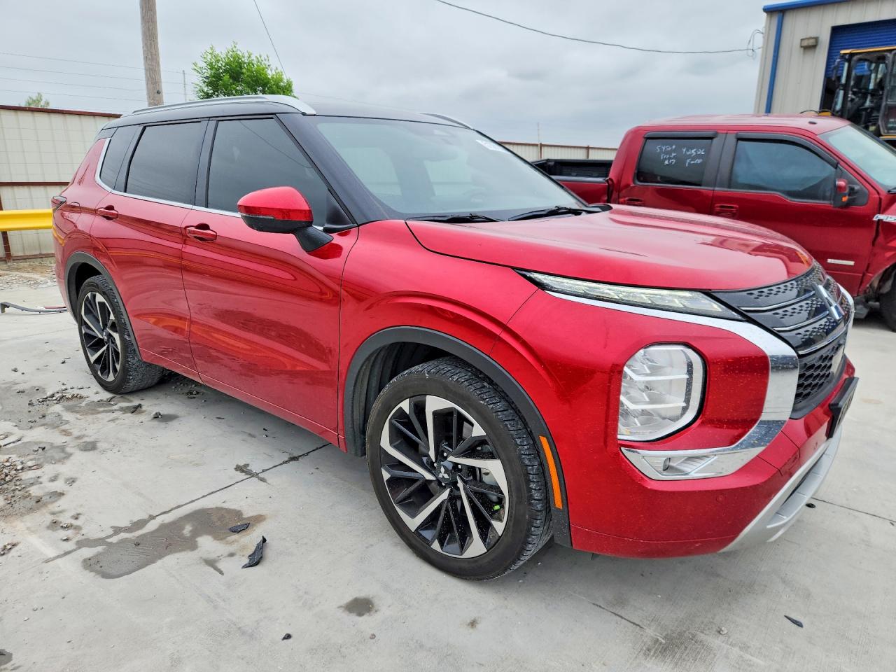 2024 MITSUBISHI OUTLANDER